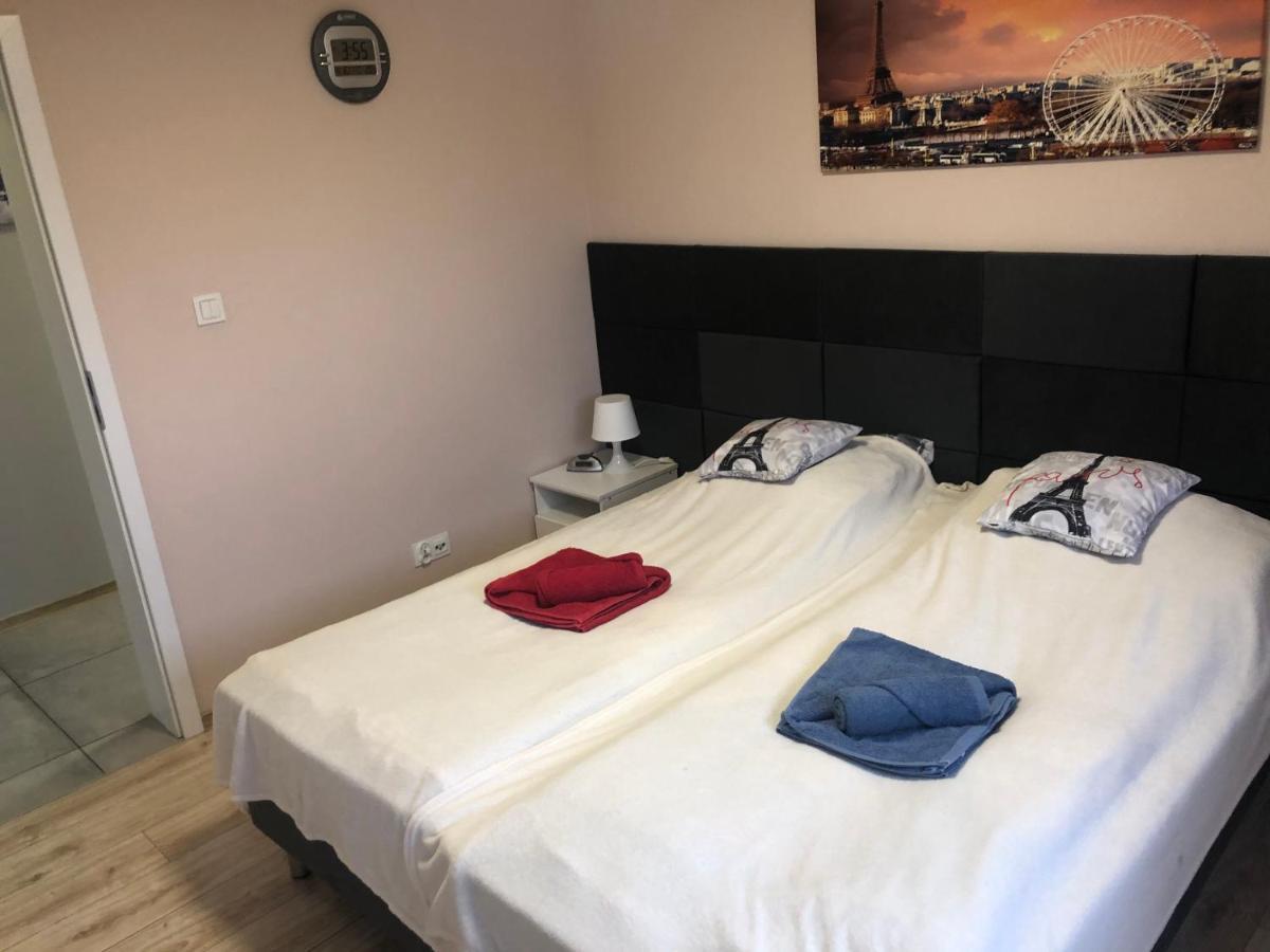 Klimatyzowany Apartament Paris Kielce Zewnętrze zdjęcie