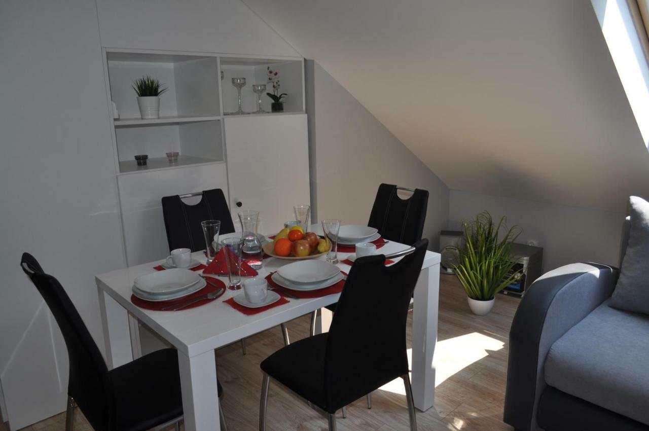 Klimatyzowany Apartament Paris Kielce Zewnętrze zdjęcie