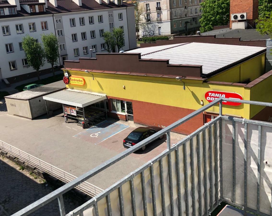 Klimatyzowany Apartament Paris Kielce Zewnętrze zdjęcie